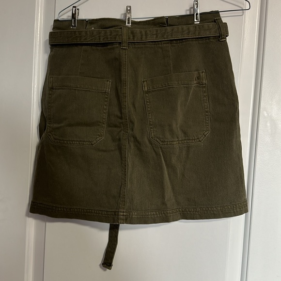 American Eagle Mini Jean skirt - 5 for $25 for items marked with ⭐️ - Picture 2 of 4